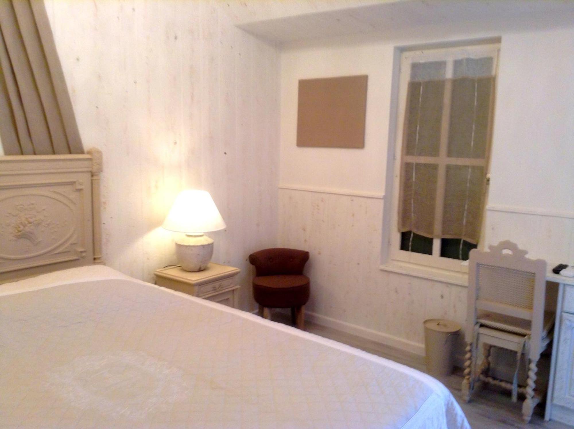 B&B Silentium Tielt-Winge Phòng bức ảnh